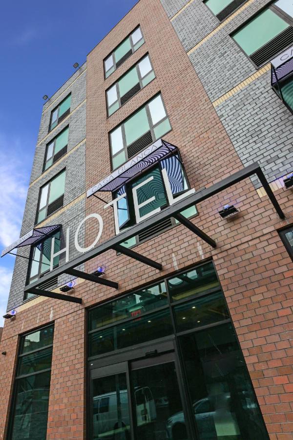 Casa Blanca Hotel Brooklyn Нью-Йорк Экстерьер фото